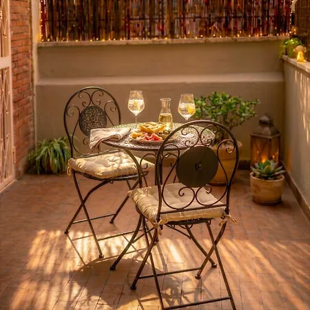 Gianicolo Corner, San Pietro, Trastevere *